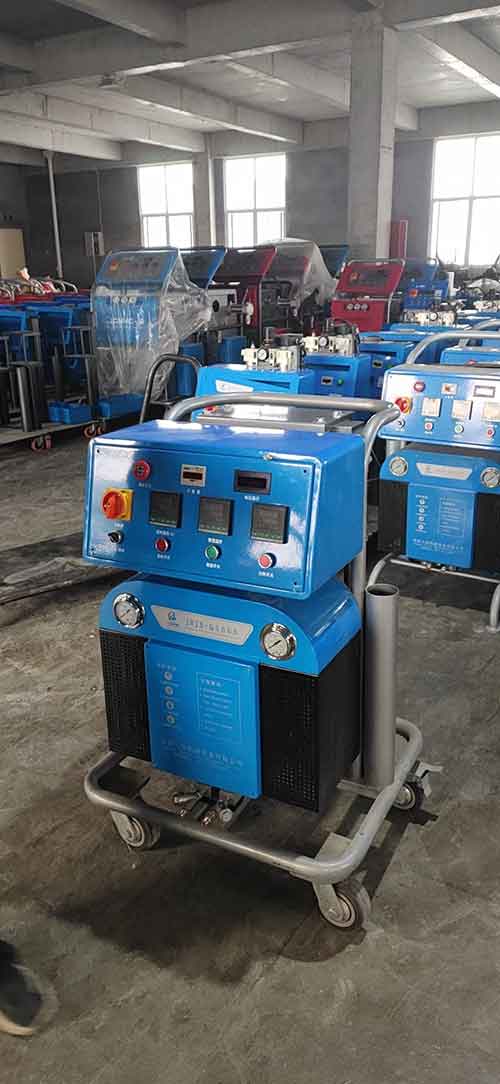 冷庫(kù)聚氨酯噴涂機(jī)(圖2) Q5600冷庫(kù)聚氨酯噴涂機(jī)