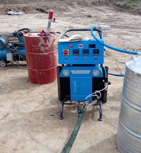 小型噴涂料機(jī)多少錢一臺(tái)(圖1) Q5200小型噴涂料機(jī)