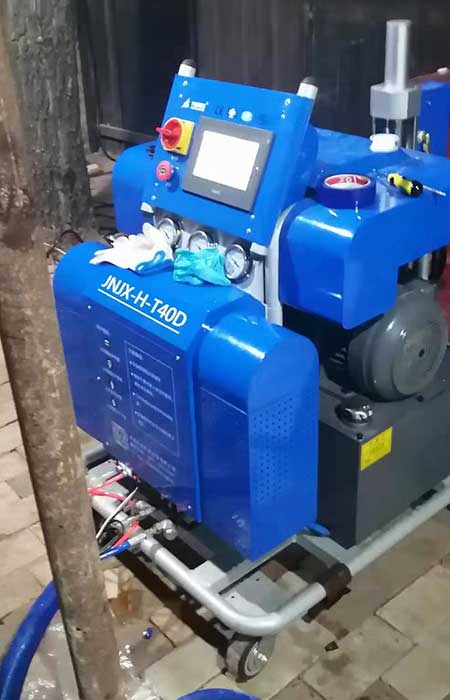 實驗室專用保溫箱 轉(zhuǎn)運箱保溫材料(圖1) H-T40D聚氨酯噴涂機